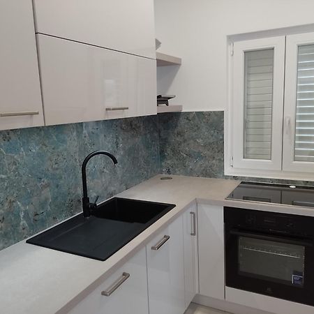 Apartments Mirna Korcula Town Exterior photo
