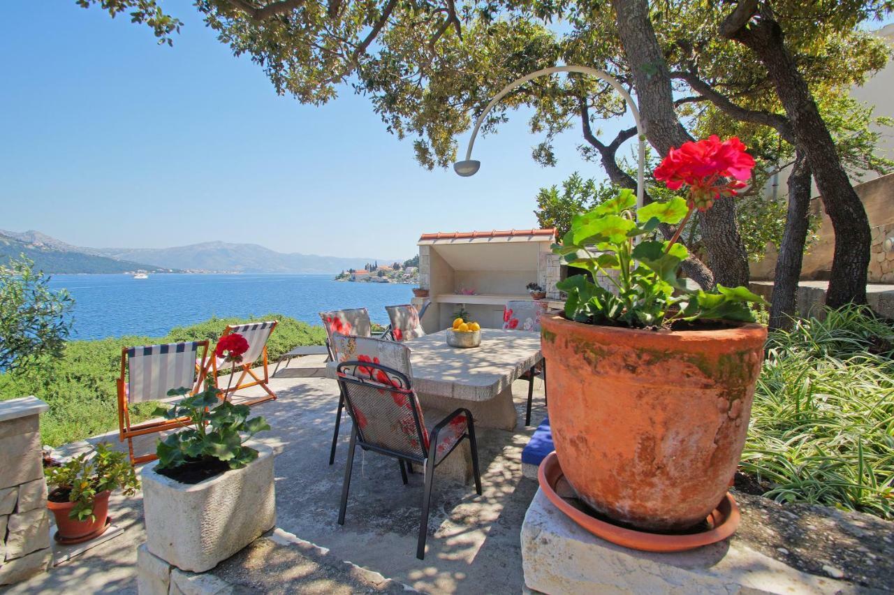 Apartments Mirna Korcula Town Exterior photo