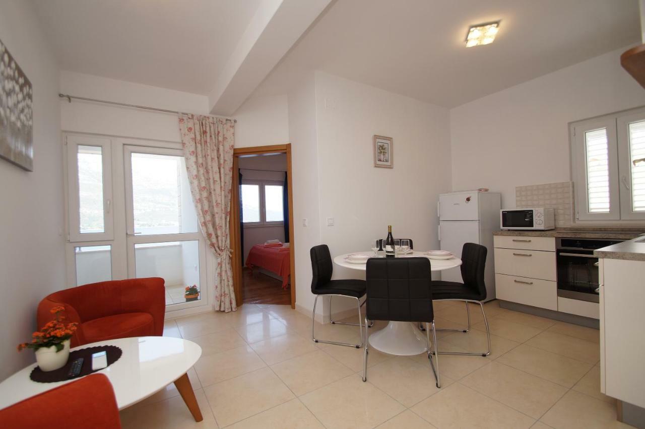 Apartments Mirna Korcula Town Exterior photo