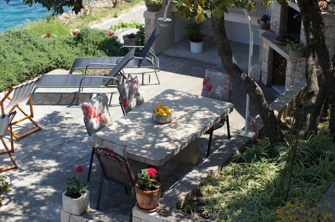 Apartments Mirna Korcula Town Exterior photo